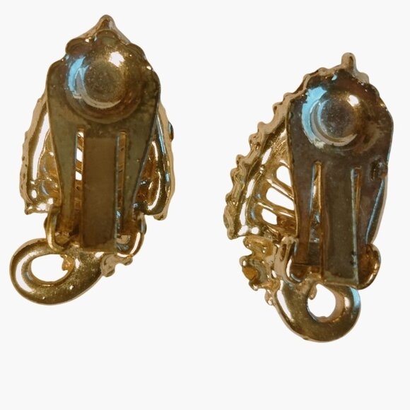 Gold Tone Filigree Leaf Clip On Earrings Clear Green Rhinestones - Picture 2 of 4